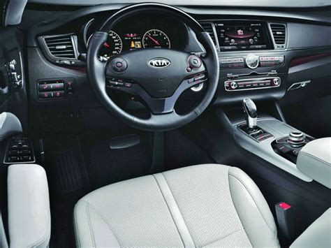 Kia K9 flagship becomes Kia Quoris | Drive Arabia