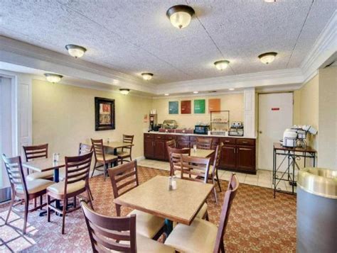 Budget Hotel in Collinsville (VA) : Comfort Inn near Martinsville ...