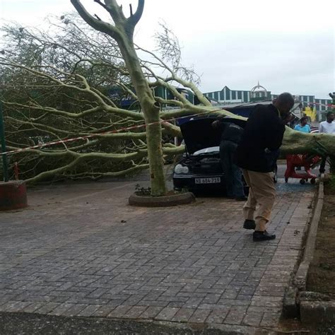 Fotos Stormsterkwinde In Durban Maroela Media