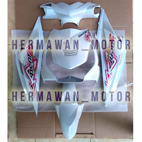 Jual Full Cover Body Halus Kasar Honda Beat Karbu Warna Putih Tahun