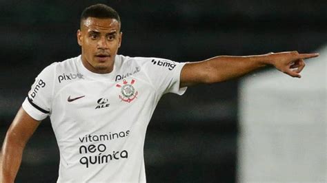 Jovem Zagueiro Do Corinthians Vendido Por R Milh Es Para Time Ingl S