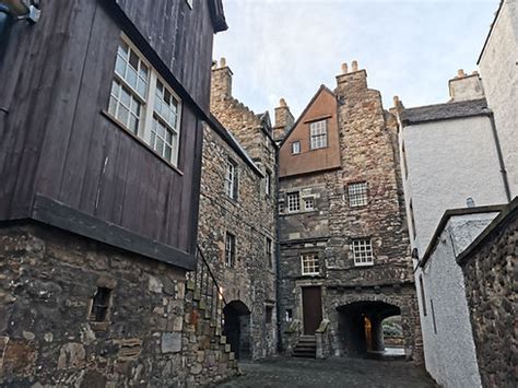 Outlander Self-Guided Walking Tour Edinburgh | Pandemic Tours