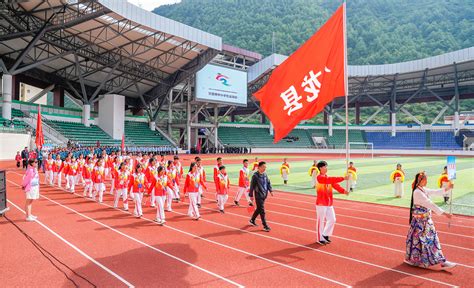 1802名学生齐聚康定！甘孜州第五届中小学生运动会开幕啦～腾讯新闻