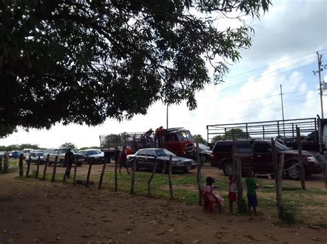 Habitantes Sector Moina Cierran La Troncal Del Caribe Exigen Mejor