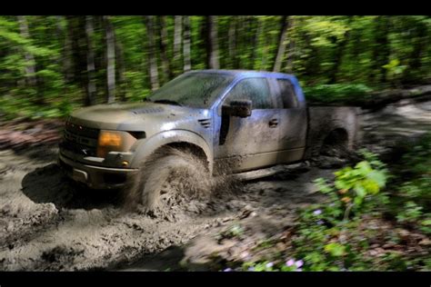 Ford F 150 Svt Raptor Picture Gallery Edmunds