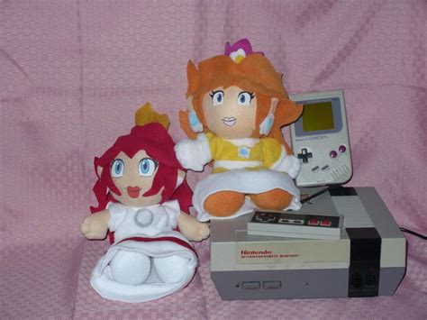 Old School Peach And Daisy By Vickyj On Deviantart