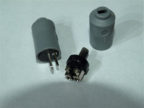 2 Pin Din Speaker Plug Quality Dream Audio