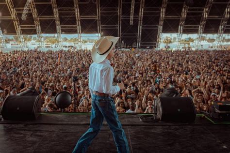 The Internet Famous “Yodeling Kid,” from Walmart to Coachella – The Tack Online