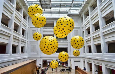 Yayoi Kusama The Huge Yellow And Black Dotted Balls At The… Flickr