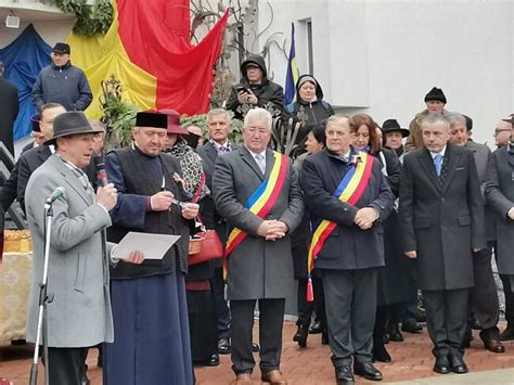 Momente Emo Ionante La Inaugurarea Turnului Unirii De La Biserica