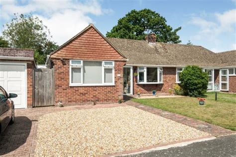 2 Bedroom Bungalow For Sale In Greater Paddock Ringmer Lewes East