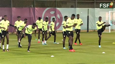 CM Qatar 2022 6éme séance d entraînement des lions du Sénégal à Doha