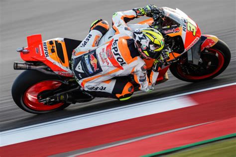 MotoGP Bradl And Mir Racing For Repsol Honda At COTA Roadracing