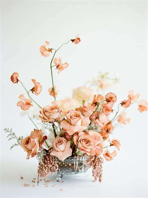 17 Modern Flower Arranging Ideas And Inspiration Skillshare Blog