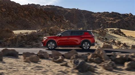 Rivoluzione Citroen Ecco La Nuova C Aircross Ora Anche Elettrica E A