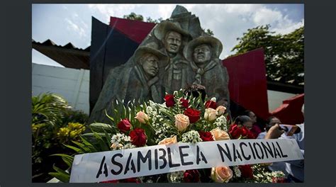 Nicaragua Rinden Honores A Sandino En 122 Aniversario De Su Natalicio