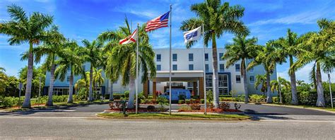 Hampton Inn & Suites Sarasota/Bradenton Airport Hotel