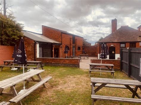Hare And Hounds Nuneaton Admiral Taverns