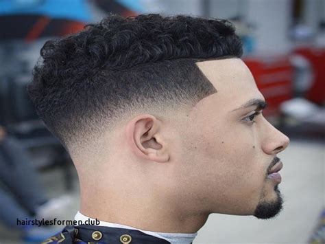 Cool Beautiful 2 0 Fade Haircut Check More At Hairstylesformen