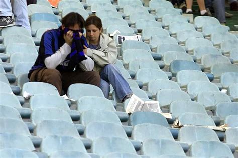 Choc Nel Calcio Tifosi Distrutti Per L Addio Di Un Grande Campione