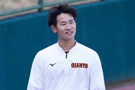 ジャイアンツ 巨人 ボンフィン 井上温大 スポーツ選手