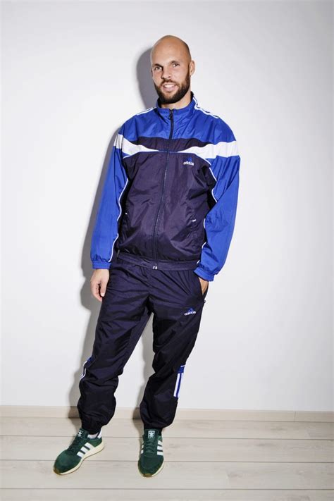 Adidas vintage blue tracksuit men | HOT MILK 90's vintage clothing online