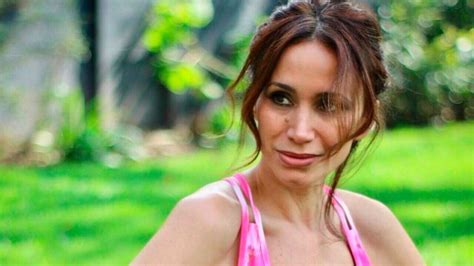 Con una foto en bikini Alejandra Fosalba celebra sus años Pudahuel