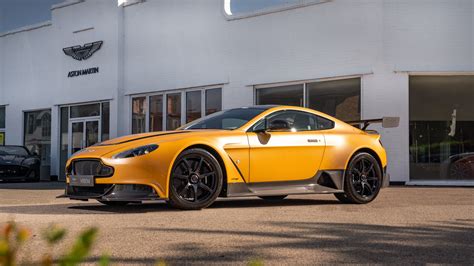 Car Dealer | Walton-on-Thames, Surrey | HWM