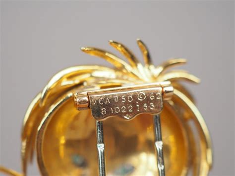 Lot De Van Cleef Arpels Broche Lion ébouriffé En Or Jaune Le Museau