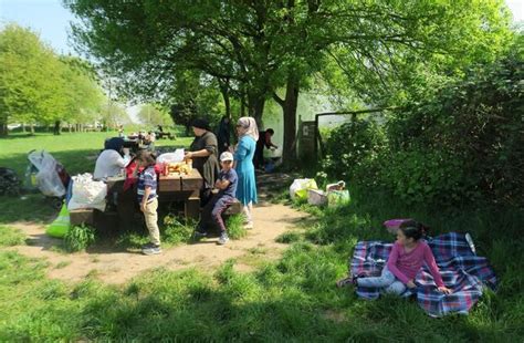 Ivry Les Barbecues En Acc S Libre Sont Pris Dassaut Parfois Il