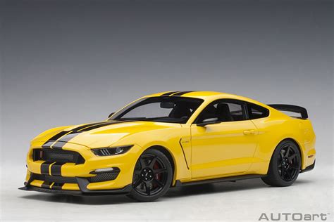 Ford Shelby GT-350R (Triple Yellow with Black Stripes) | AUTOart