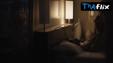 Riley Keough Nude Scene In The Gf Experience Porn Videos