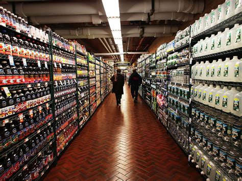 За всички има място под слънцето - и за моя, и за твоя магазин - Nova.bg