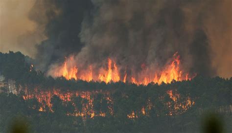 El Fuego Arrasa En Espa A Casi Hect Reas Hasta Abril M S Del