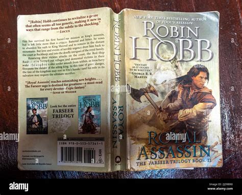 Robin Hobb Royal Assassin Book Cover With Artwork Farseer Trilogy