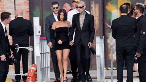 Travis Barker y Kourtney Kardashian cómo lucir sexy en pareja GQ