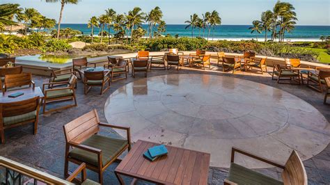 Beachfront Restaurants in Kauai | Luau | Grand Hyatt Kauai