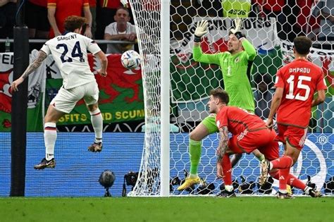 Eua X País De Gales Veja As Melhores Fotos Do Jogo Da Copa Do Mundo