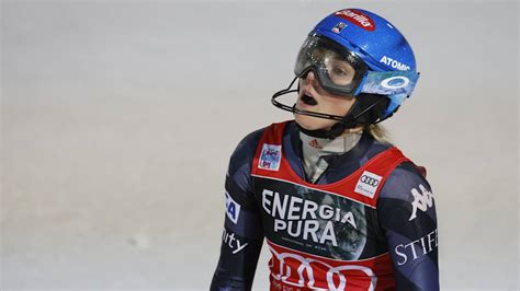 How To Watch Mikaela Shiffrin Try To Match Lindsey Vonn S Women S World