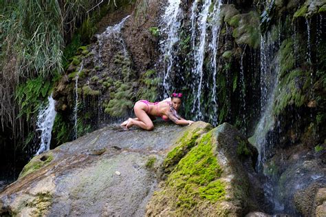Sexy Monika Fox In Pink Bikini At El Nicho Waterfall 4 Pics XHamster