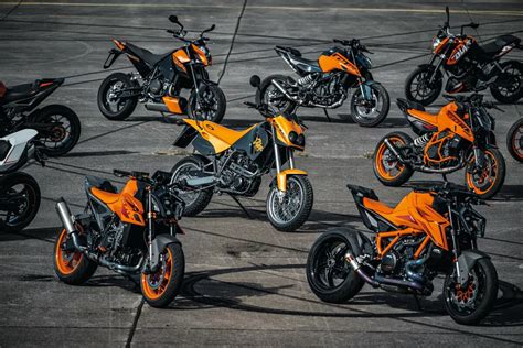 KTM DUKE 30 Anni Di Moto Naked