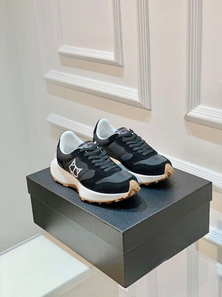 Кроссовки Женский Девочки Naked Wolfe Натуральная кожа Фитнес Бильярд размер 38 На любой