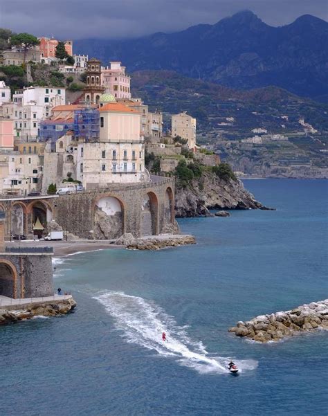 Babbo Natale In Costiera Amalfitana Arriva Via Mare Da Ravello Ad