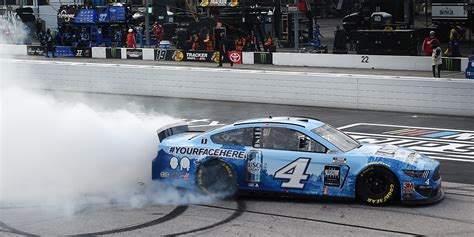 Harvick Wins Darlington As NASCAR Returns To Racing