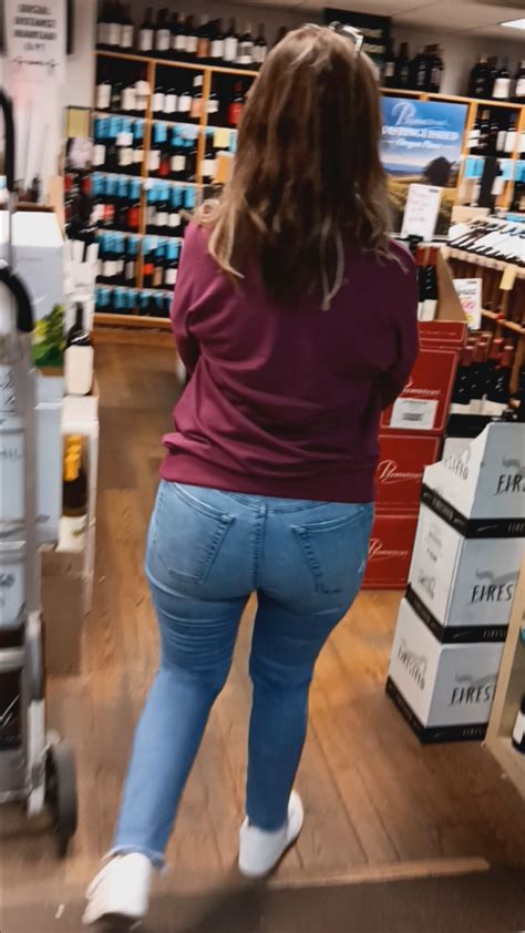 Thick Mature Pawg Milf In Tight Jeans Oc Tight Jeans Forum