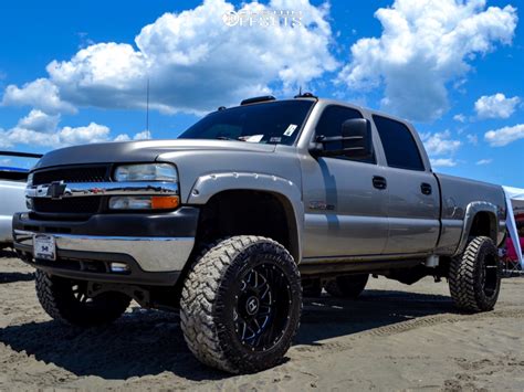 Custom Lifted Chevy Silverado