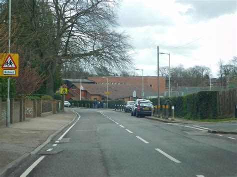 Kings Road Berkhamsted © Bryn Holmes Cc By Sa20 Geograph Britain