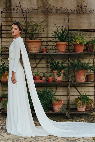 Vestidos De Novia Sencillos Y Minimalistas Para Atelier Yuwa