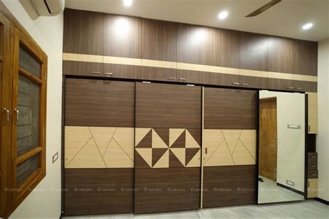 Door Pvc Modular Wardrobes With Mirror With Locker At Rs Sq Ft