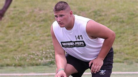 Notre Dame Football Recruiting Four Star Ol Sam Pendleton Commits As